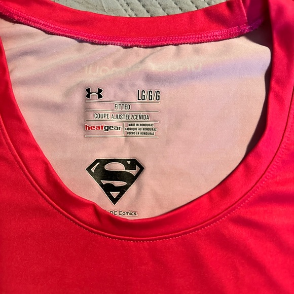 Under Armour Superman Logo Red T-Shirt - Picture 3 of 8